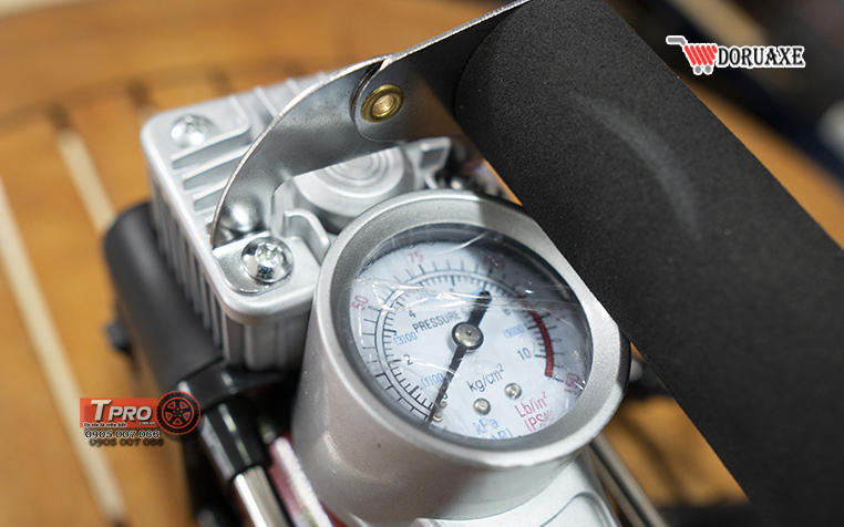 may bom va lop xe mini 1