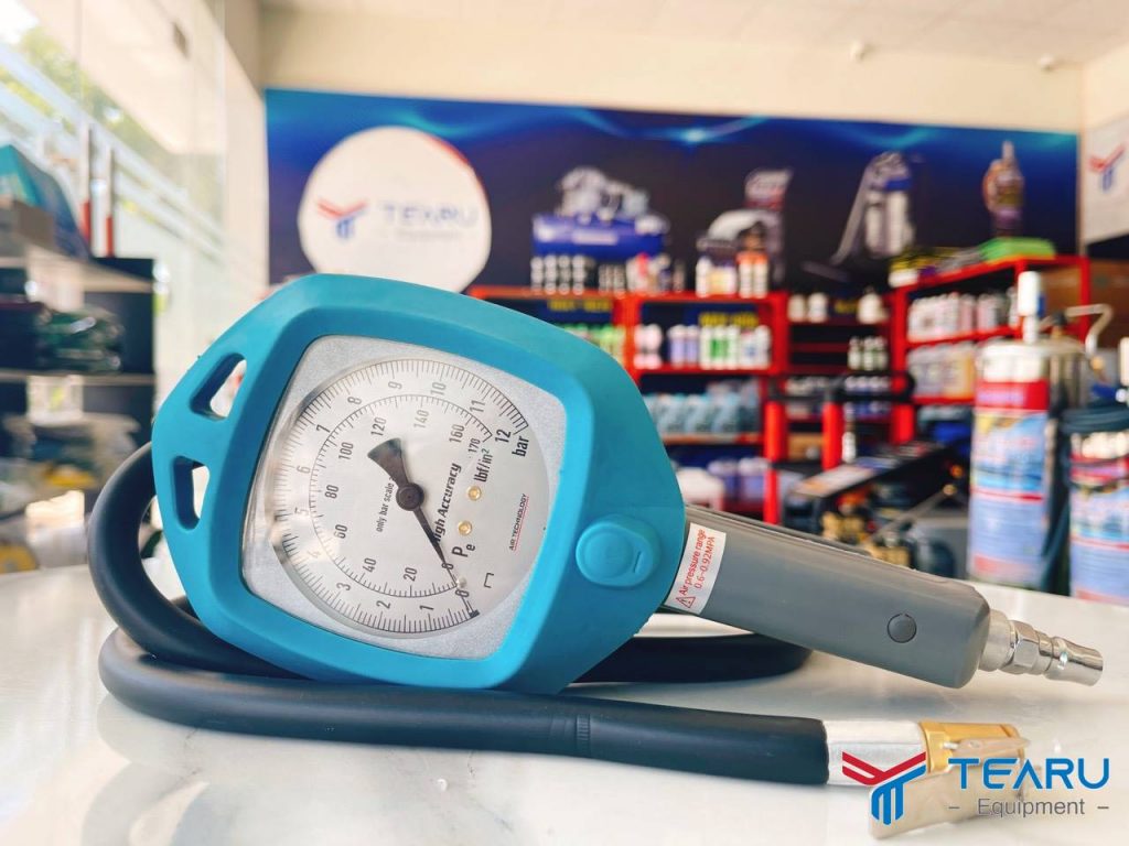 Đồng Hồ Đo Áp Suất Và Bơm Lốp Xe Air Force