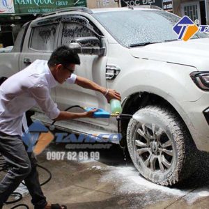 dung dich rua xe khong cham ventek vet 60 20 lit 1