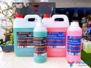 dung dịch nước rửa xe không chạm