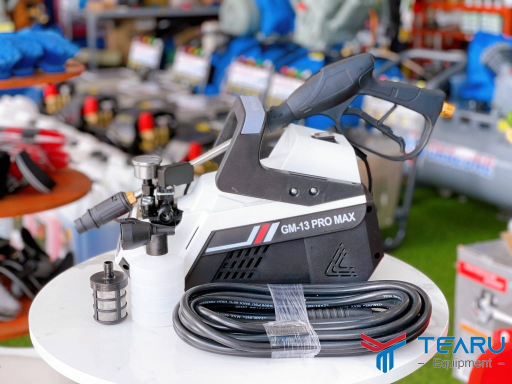 Máy rửa xe mini Gmax 13 Pro 2500W Máy rửa xe mini Gmax 13 Pro 2500W